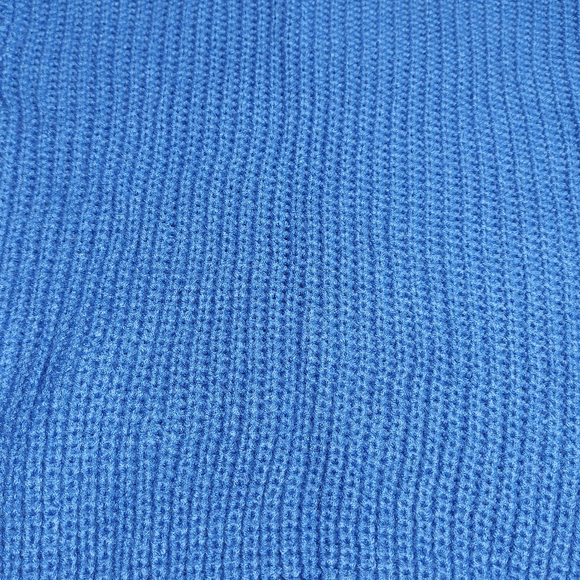 New Logic Blue Crew Neck Knit Sweater with Crest, Large, NWT - Picture 8 of 11